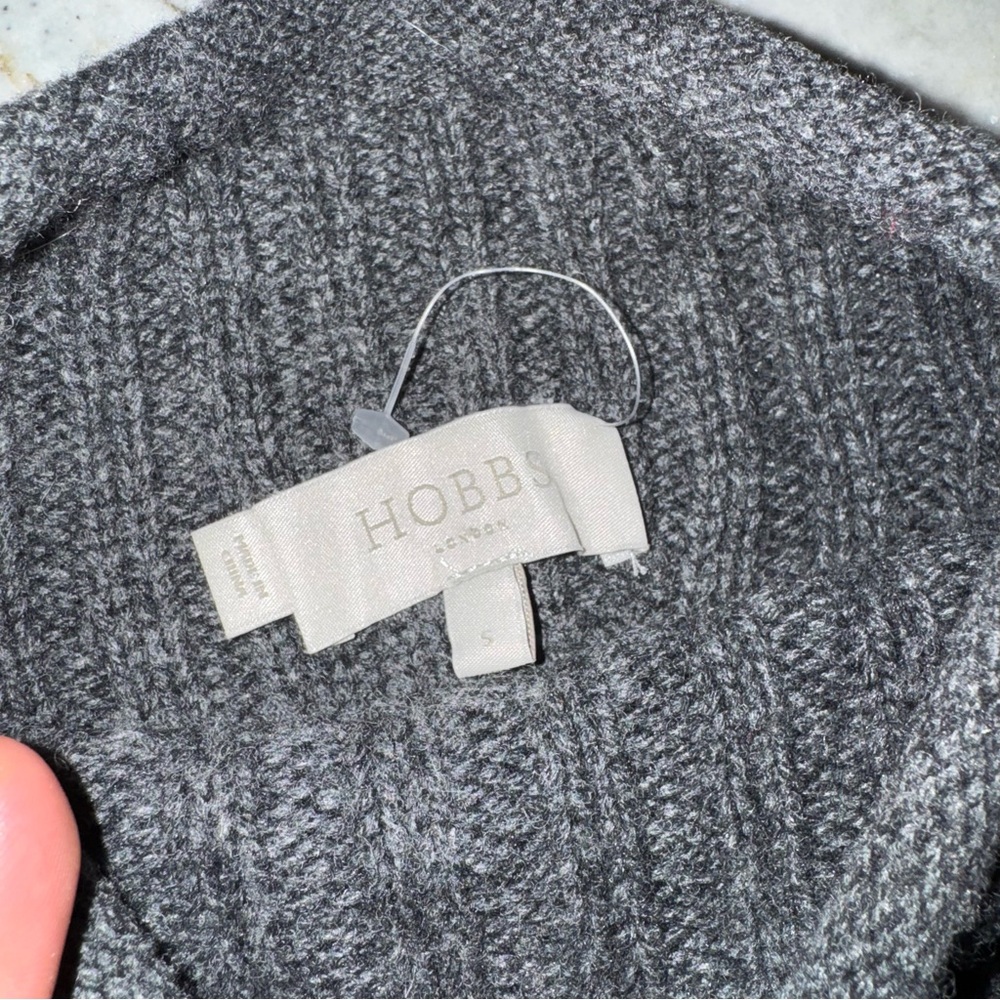 Elegant Charcoal Turtleneck Sweater - Picture 2 of 4